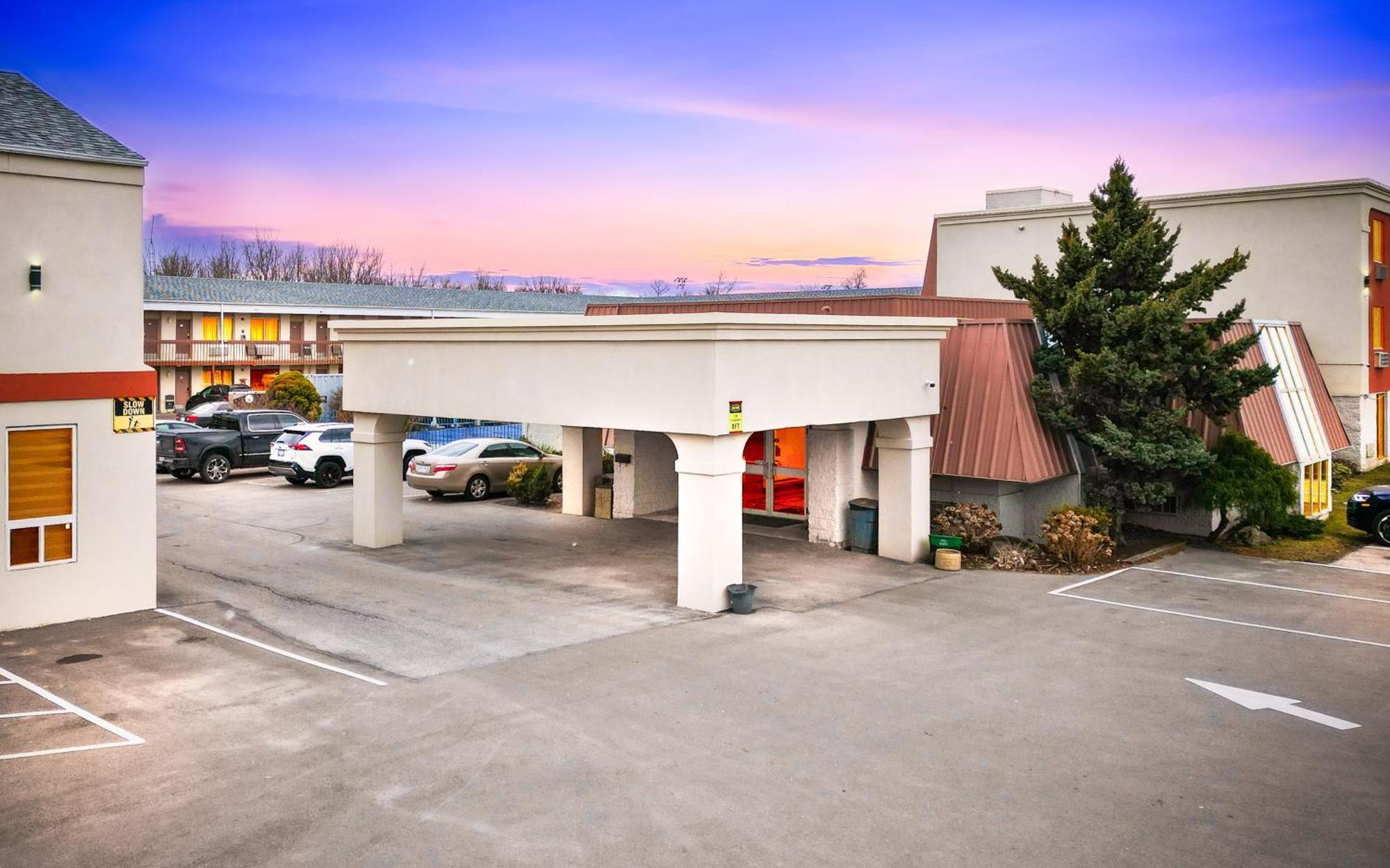 Niagara Lodge & Suites מראה חיצוני תמונה